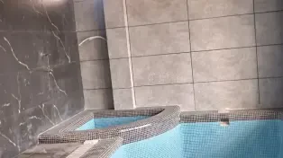 ۲۰۰ متر زمین  ۱۳۰ متر بنای فلت استخر دار سرخرود