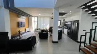 ویلا استخردار مدارک کامل