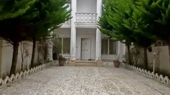 ویلا ساحلی نیمه مبله لوکس