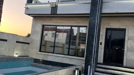 فروش ویلای تریبلکس ساحلی سند مدارک کامل استخردار