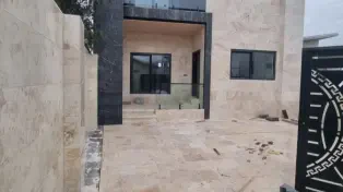 فروش ویلا دوبلکس ۳۰۰متری استخردار سرخرود مازندران