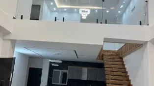 ویلای لاکچری با استخر ۴ فصل و سقف ۶ متری