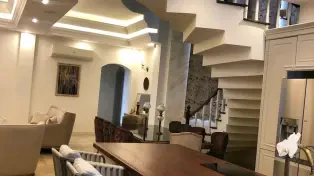 خرید ویلا طراحی انگلیسی 750 متری سوپر لاکچری