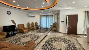 فروش ویلا باغ ۴۰۰ متری زیر قیمت