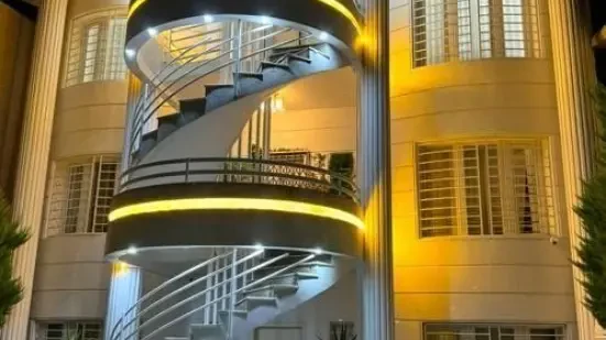 فروش واحد ۱۸۰ متری شهرکی با نگهبان دائم ، سرخرود