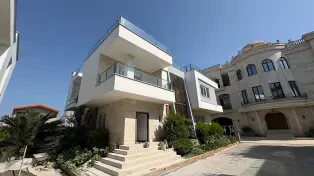 ویلای ساحلی شهرک تریبلکس ۴۰۰ متر سرخرود روف جکوزی