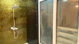 ویلای لاکچری ساحلی استخردار در سرخرود، لوکیشن شهری