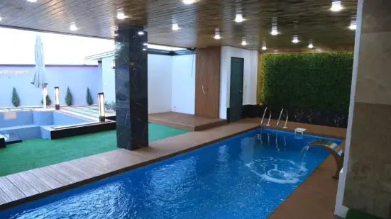 فروش ویلای VIP ساحلی ۵۰۰ متر زمین با استخر و روف