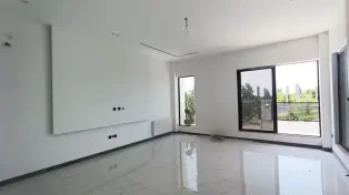 فروش ویلا ساحلی نوساز در محمودآباد با سند و پروانه