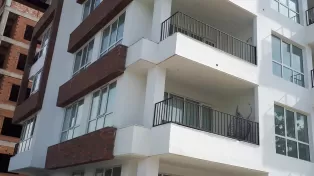 آپارتمان شهرک مانلی
