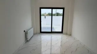 ویلاشهرکی نوساز استخردار با سند تک برگ