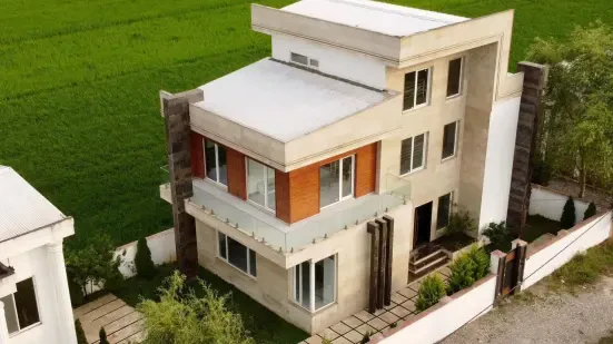 وسط شهر محمودآباد با این قیمت کجا دیدی
