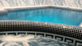 ویلا دوبلکس استخر دار در بهترین لوکیشن ساحلی