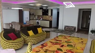 آپارتمان ۱۳۷متری با لوکیشن عالی