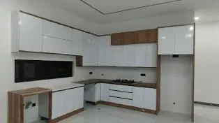 فروش ویلا نوساز شیک با ۲۵۰متر زمین