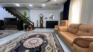 180 متر ویلا دوبلکس با وان جکوزی