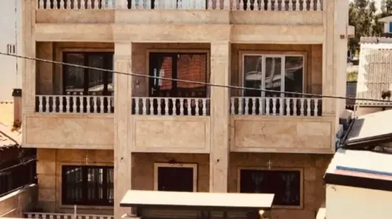 فروش ویلای ۳۷۰متری استخردار با ویوی دریا ابدی