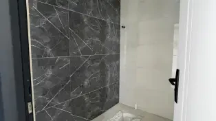 فروش ۴۰۰ متر ویلا ۴ خواب استخردار با سند