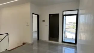 ویلا دوبلکس مدرن — تصویر ۴