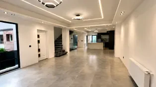 تریپلکس استخردار با روف | خط دریا سرخرود