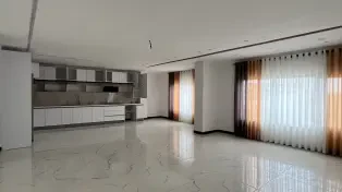 فروش خوش قیمت ترین ویلای استخردار بزرگ