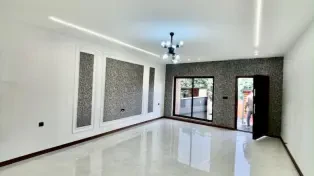 ویلا شهرکی ۱۴۰ متری ۲ خواب با سند