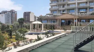 واحد پنت هاوس ۳۷۰ متری لب دریا