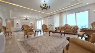 واحد پنت هاوس ۳۷۰ متری لب دریا