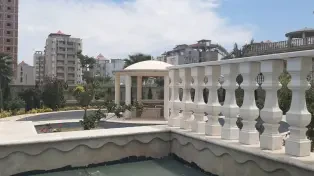 واحد پنت هاوس ۳۷۰ متری لب دریا