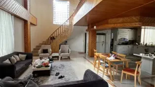 ویلا ساحلی نزدیک به شهرک برند خانه دریا — تصویر ۲