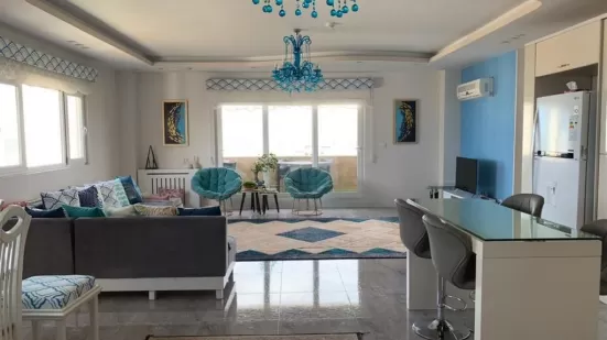 آپارتمان ساحلی خط دریا