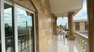 ویلا خوش نشین