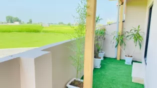 ویلا نوساز نیم پیلوت شهرکی