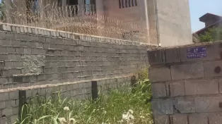 ۱۲۸ متر زمین ساحلی، خط دریا