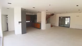 ویلا محموداباد یمچی