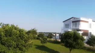 ویلا شهرکی، نما مدرن