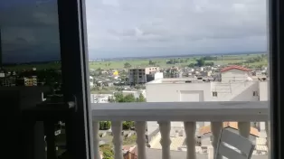 برج سفید خط دریا
