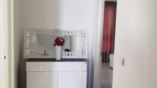 برج سفید خط دریا