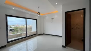 فروش ویلایی استخردار