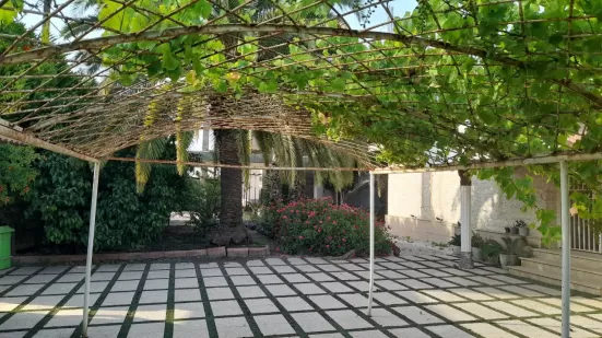 زمین شهرکی _ساحلی دارای ویلای کلنگی