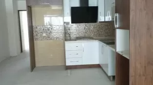 واحد در برج با ویوی دریا