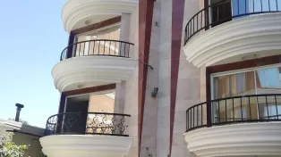 آپارتمان شیک و زیبا