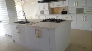فروش آپارتمان لاکچری با متراژ بالا