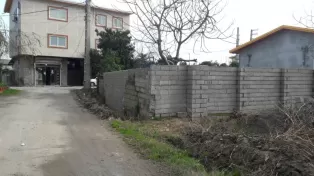 زمین شهرکی روبه رو خانه دریا