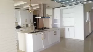 اپارتمان خط دریا
