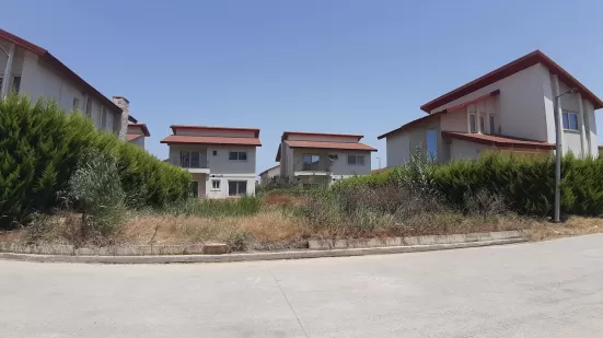 ۴۰۰ متر زمین ساحلی در محمودآباد