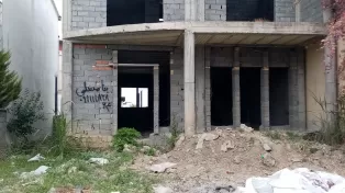 ویلای نیمه ساخت
