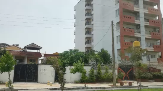 ۷۳۰ متر زمین خط دریا، مناسب برج سازی