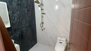 ویلا ۳۰۰ متری استخردار در محمودآباد