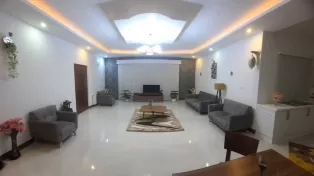 فروش ویلا باغ در شهرک با نگهبانی